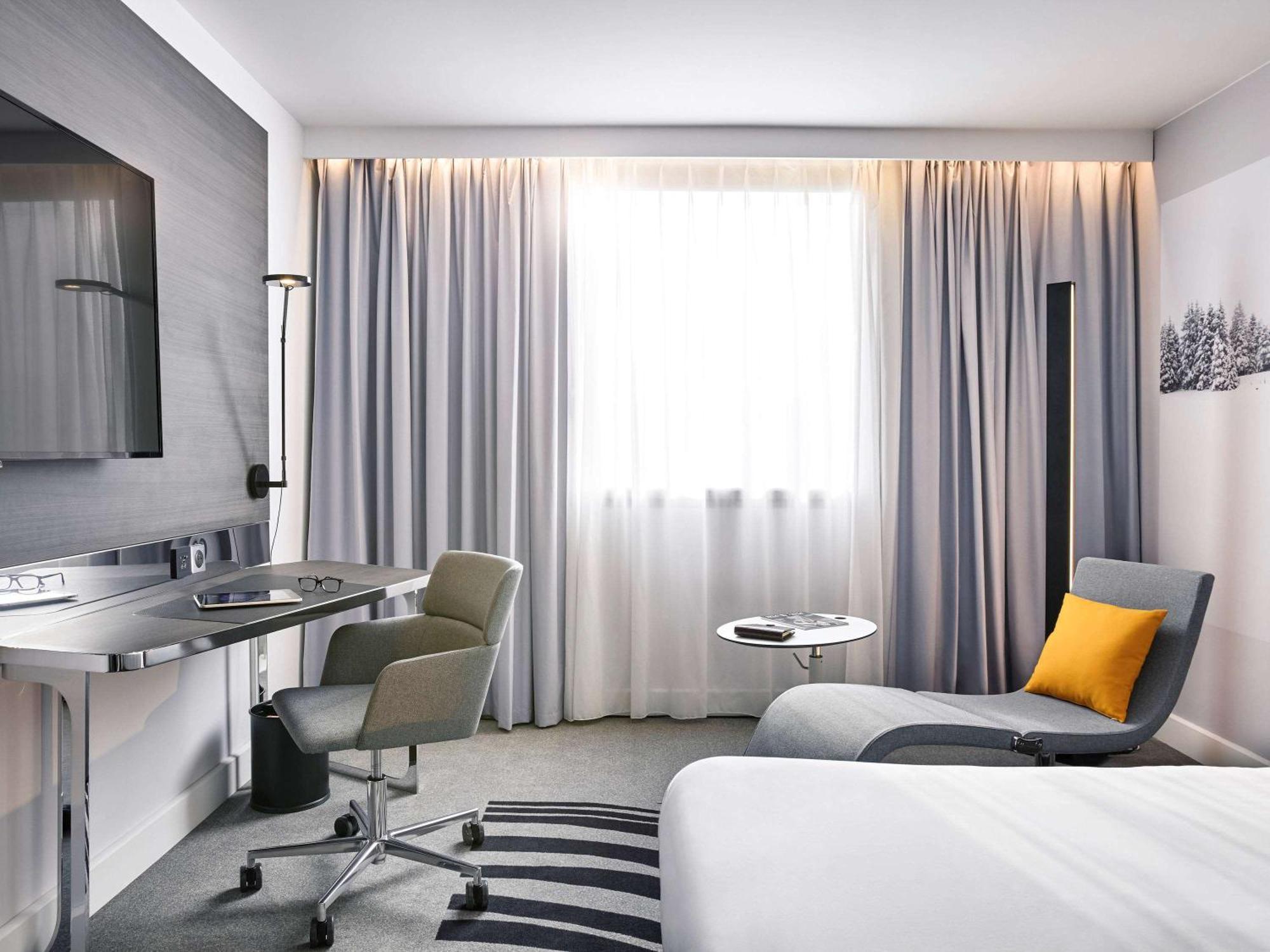 Novotel Istanbul Zeytinburnu Exterior photo