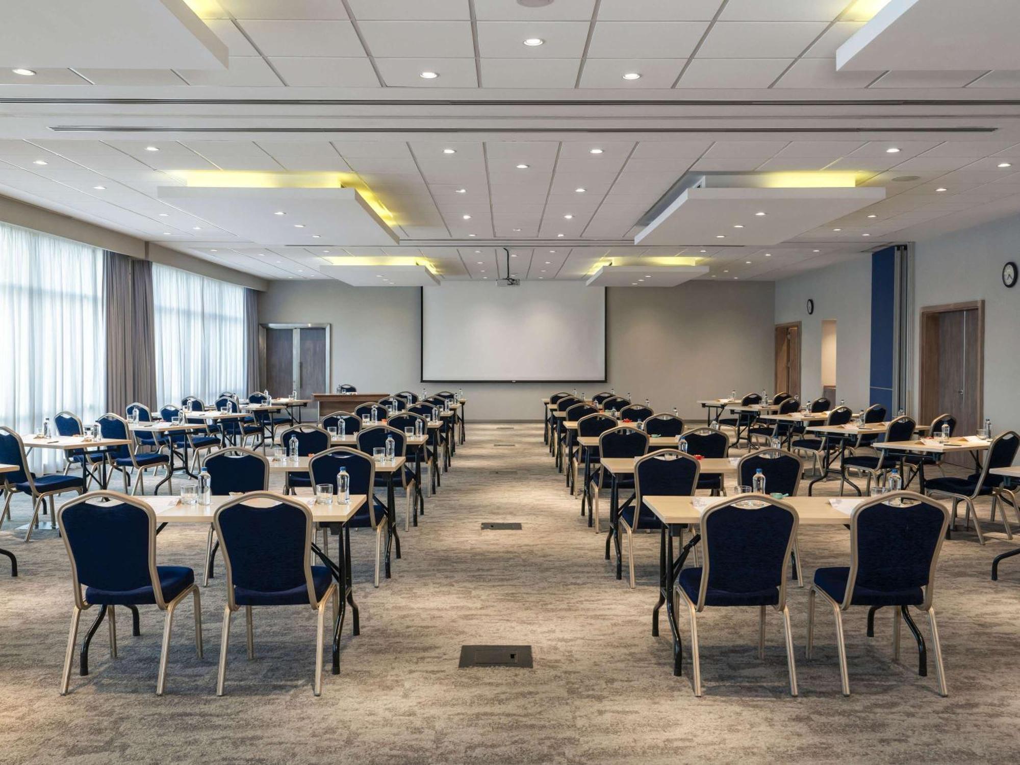 Novotel Istanbul Zeytinburnu Exterior photo