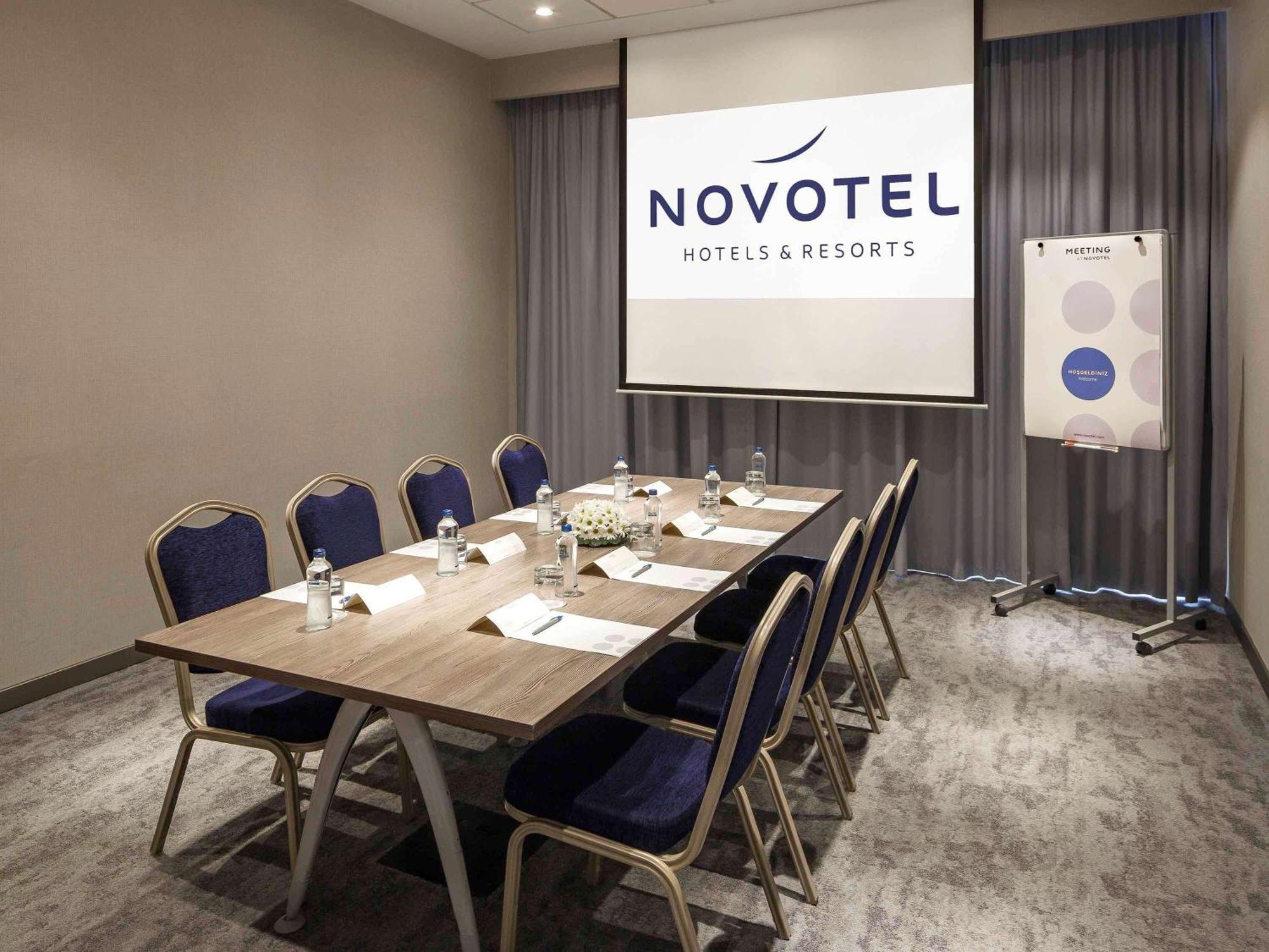 Novotel Istanbul Zeytinburnu Exterior photo