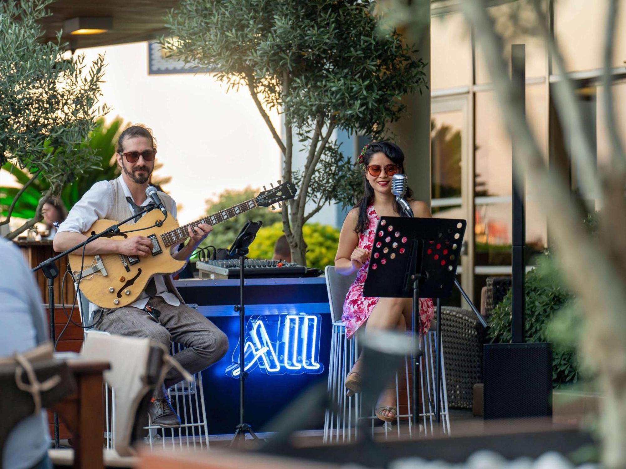 Novotel Istanbul Zeytinburnu Exterior photo